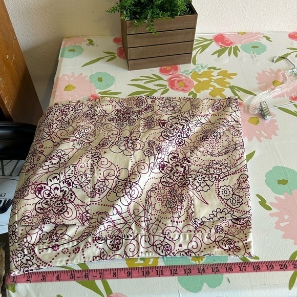 Lady Hagen White Pink Floral Golf Skort
Front Back Pockets Side Zip Size 12 - Picture 10 of 13